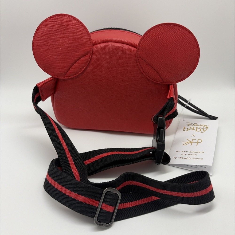 Freshly Picked Mickey Anaheim Fanny Pack Belt Bag Walt Disney World Red - Picture 5 of 6